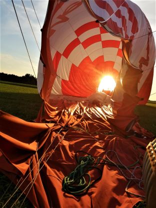 Ballonhülle und Sonne